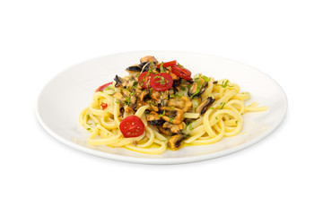 Linguine con sugo di cozze