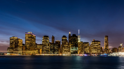 Fototapeta na wymiar Building in Manhattan with twilight