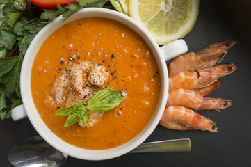 tomato soup with shrimp