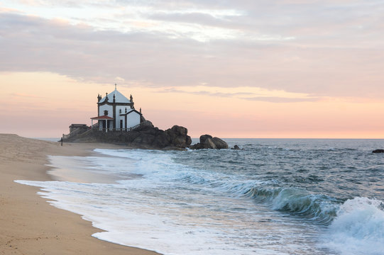 รูปภาพVele – เลือกดูภาพถ่ายสต็อก เวกเตอร์ และวิดีโอ24,090 | Adobe Stock