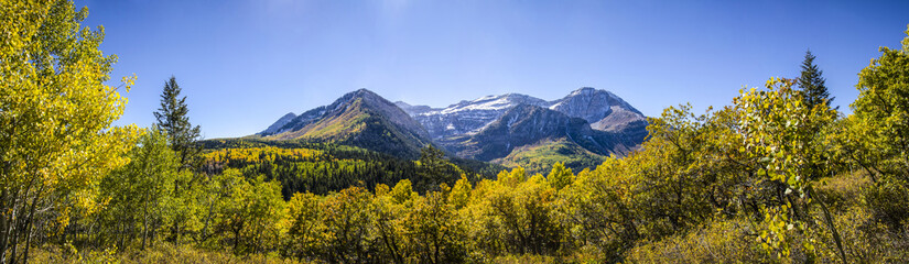 Alpine loop in the Fall