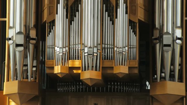 preparation to organ concert in European concert hall
