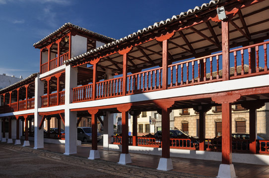 Plaza Mayor de Puerto L&aacute;pice, Ciudad Real, plazas manchegas, Espa&ntilde;a