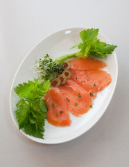 スモークサーモン　マリネ