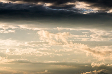 Obraz premium colorful dramatic sky with cloud at sunset