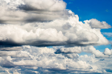 Obraz premium colorful dramatic sky with cloud at sunset