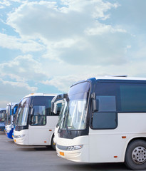 tourist buses on parking © Yuri Bizgaimer