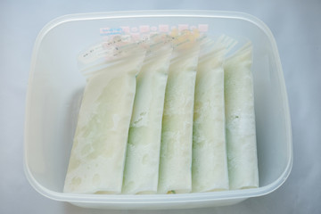 Frozen breast milk storage bags