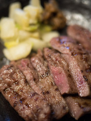 	牛タンの炭火焼き