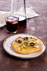 Open pie with onions