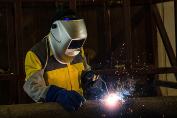 Pipe welding on the pipeline construction