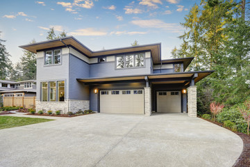 Luxurious new construction home in Bellevue, WA