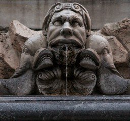 Fontaine Panthéon 002