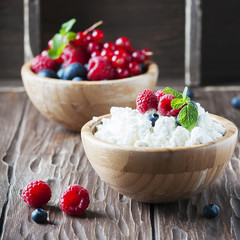 Russian cottage cheese with berry and mint