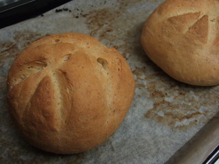 手作り　焼きたて　パン　食事　カフェ　おやつ
