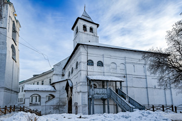 Fototapeta na wymiar Holy Transfiguration Monastery in Yaroslavl