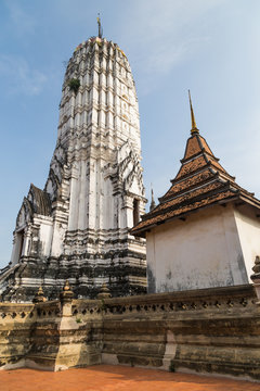 temple in ayutthaya