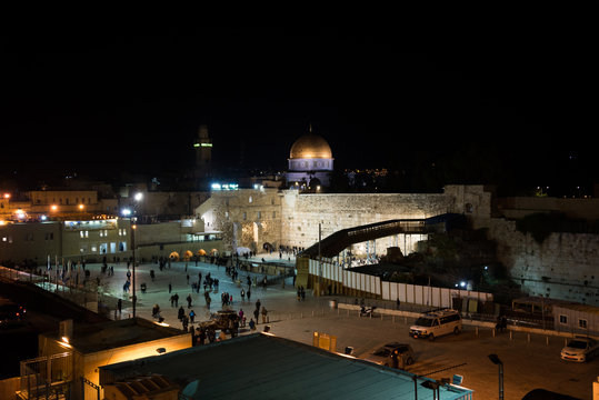 Hanukkah celebrations in Jerusalem