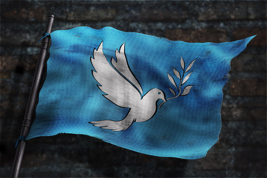 Drapeau symbole de paix, colombe tenant un rameau d'olivier 