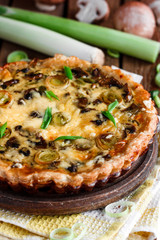 quiche with mushrooms and leek
