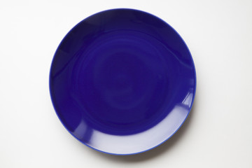紺色の皿