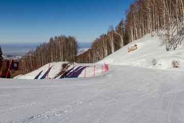 Fototapeta na wymiar trail for ski and snowboard