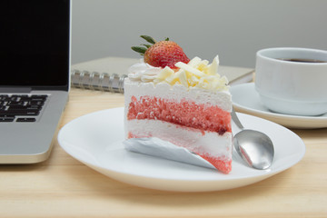 closeup strawberry cake dessert