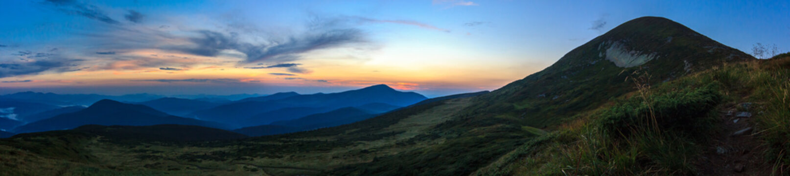 Panorama Carpathian mountains Goverla © kaa_bregel
