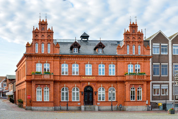 8081 Heiligenhafen - Rathaus