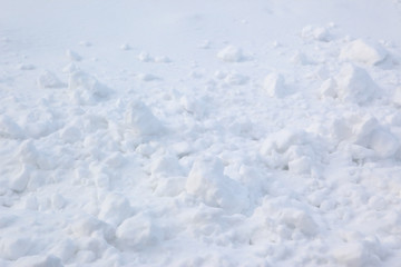 Fototapeta na wymiar Grudy śniegu