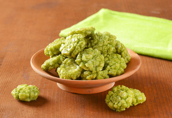 bowl of wasabi crackers