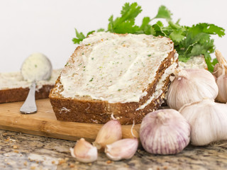 Bread and garlic butter.