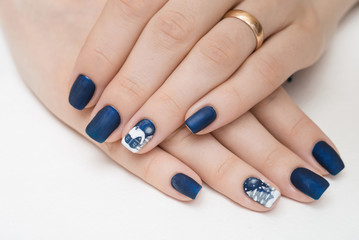 nails blue