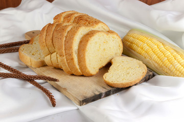 Sweet corn bread