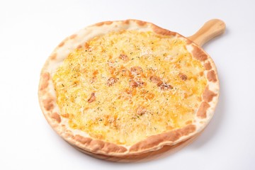 Gorgonzola pizza on table