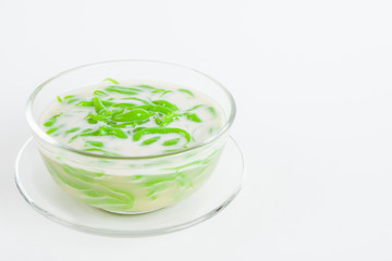 Thai dessert, rice noodles made of rice eaten with coconut milk