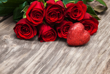 Red roses and heart