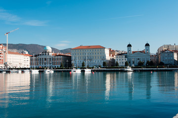 Passeggiando lungo le rive di Trieste