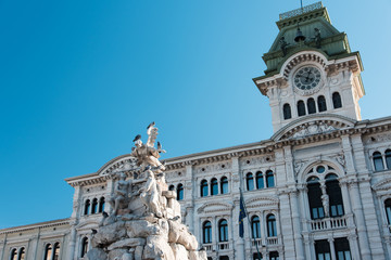 Fototapeta na wymiar Palazzi storici di Trieste, città ottocentesca