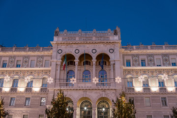 Luci notturne...aspettando il Natale a Trieste
