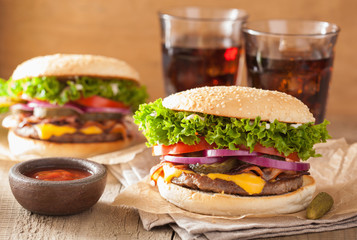 bacon cheese burger with pickles tomato onion