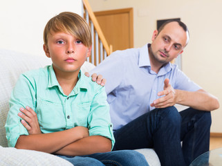 Obraz premium Offended man and stubborn teenager.