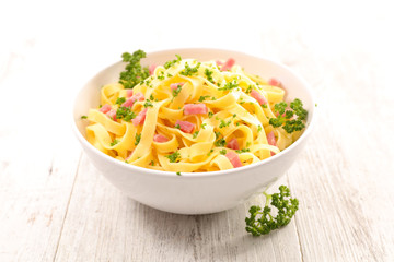 tagliatelle with bacon and parsley