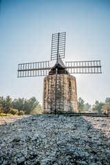 Le moulin Saint-Pierre d'Alphonse Daudet