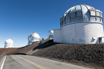 Fototapeta na wymiar Mauna Kea, Hawaii, USA, Observatorium, Sternwarte, Berge, Big Island
