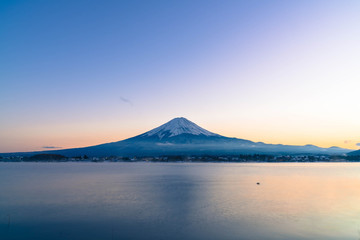 Fototapeta na wymiar Mountain Fuji San at Kawaguchiko Lake.