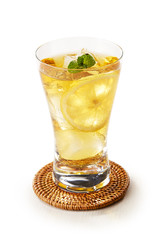 アイスレモンティー (Tea with lemon)