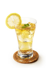 アイスレモンティー (Tea with lemon)