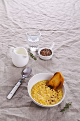 Thick pea soup