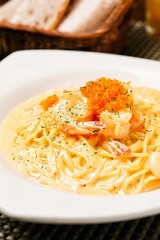 shrimp cream pasta on dish